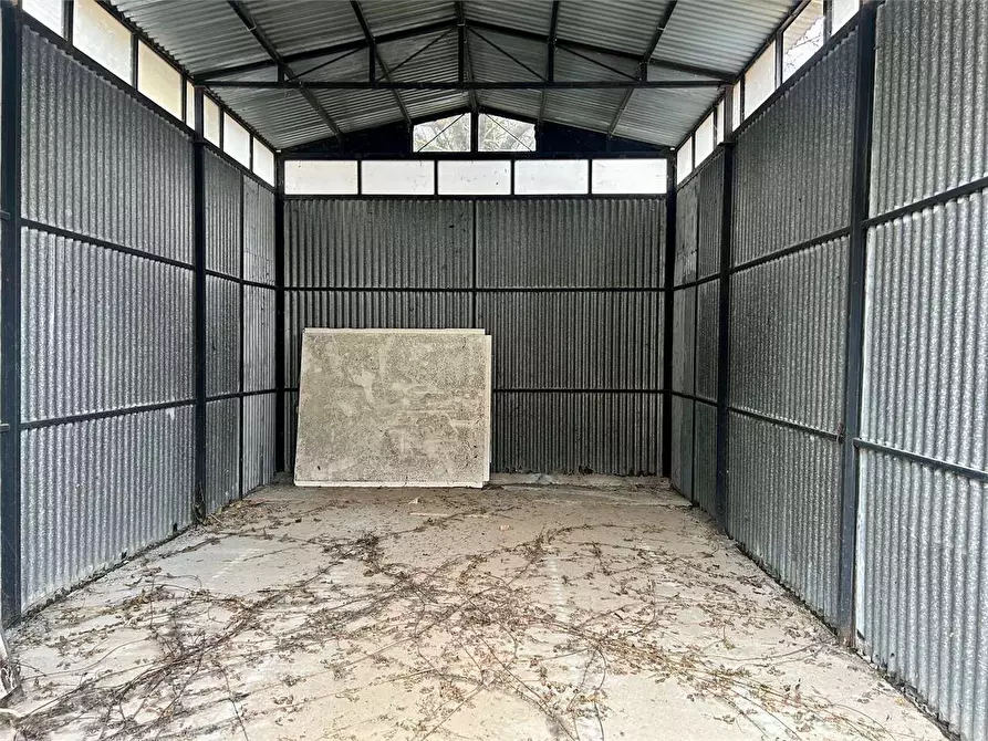 Immagine 2 di Garage in vendita  in Strada Statale 28  a Ormea