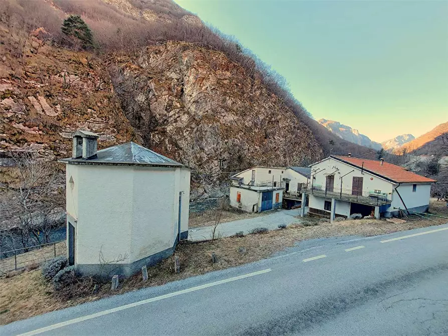 Immagine 2 di Rustico / casale in vendita  in Frazione Ponte di Nava Località Figalli a Ormea
