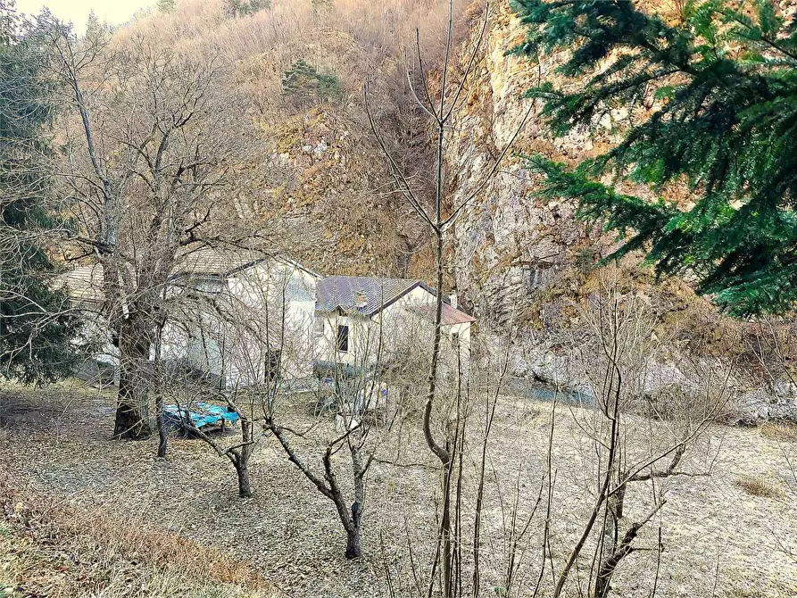 Immagine 5 di Rustico / casale in vendita  in Frazione Ponte di Nava Località Figalli a Ormea
