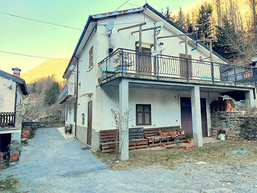 Immagine 9 di Rustico / casale in vendita  in Frazione Ponte di Nava Località Figalli a Ormea