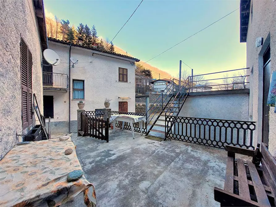 Immagine 59 di Rustico / casale in vendita  in Frazione Ponte di Nava Località Figalli a Ormea