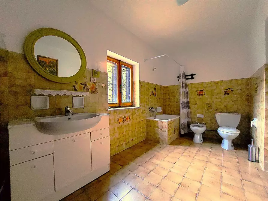 Immagine 106 di Rustico / casale in vendita  in Frazione Ponte di Nava Località Figalli a Ormea