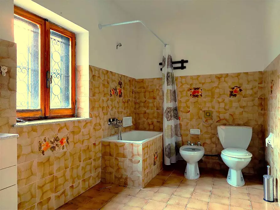 Immagine 107 di Rustico / casale in vendita  in Frazione Ponte di Nava Località Figalli a Ormea