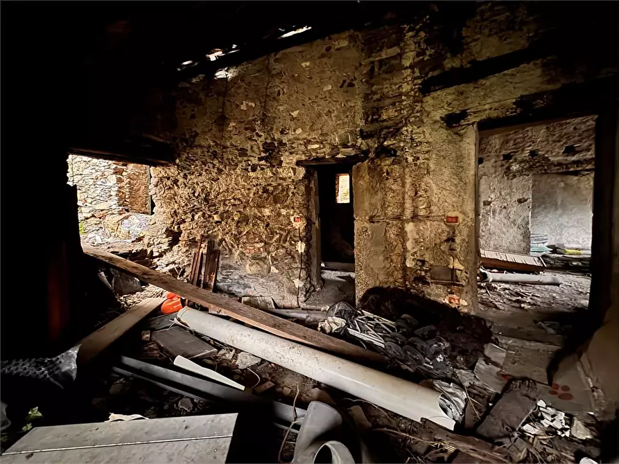 Immagine 14 di Rustico / casale in vendita  in Via Cavour  a Rezzo