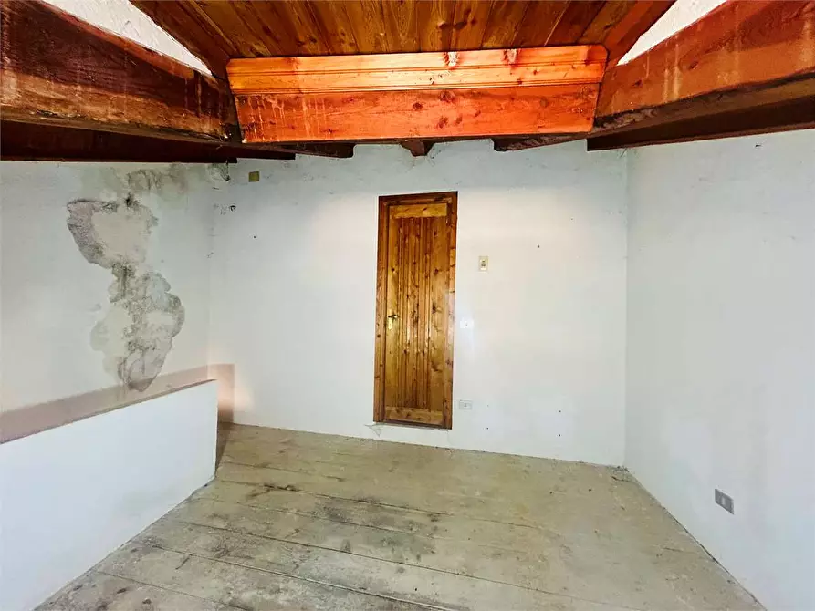 Immagine 10 di Appartamento in vendita  in Frazione Ponte di Nava  36 a Ormea