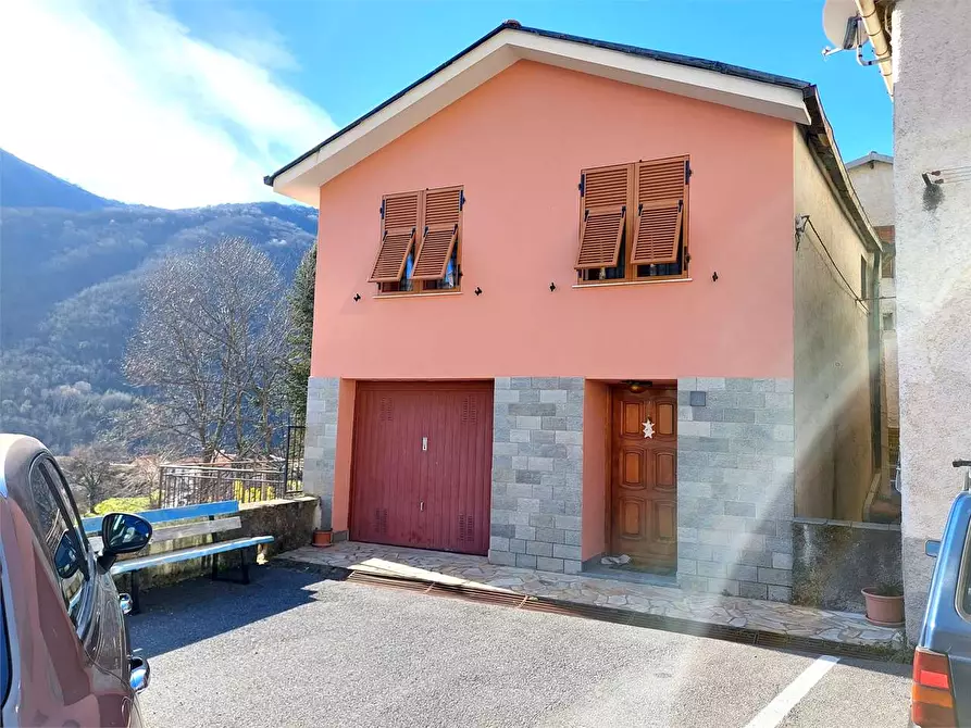 Immagine 45 di Casa indipendente in vendita  in Piazza Pietro Guglieri 1 a Rezzo