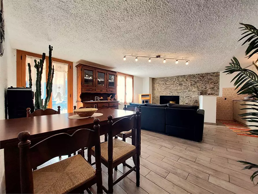 Immagine 20 di Casa indipendente in vendita  in Piazza Pietro Guglieri 1 a Rezzo