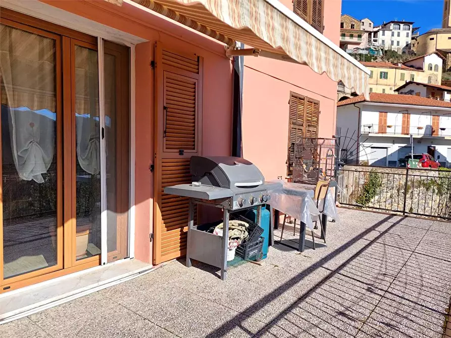 Immagine 17 di Casa indipendente in vendita  in Piazza Pietro Guglieri 1 a Rezzo