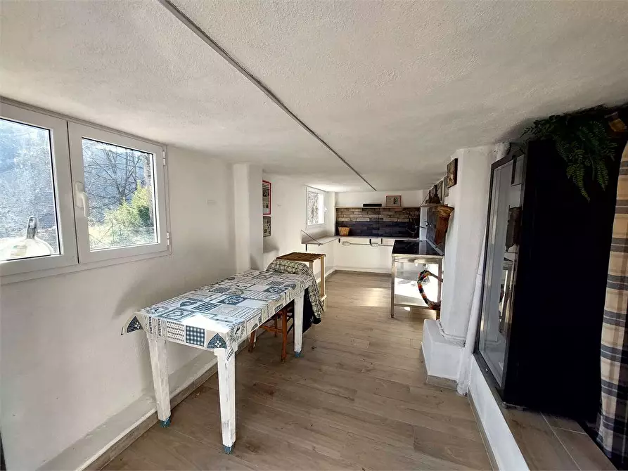 Immagine 15 di Casa indipendente in vendita  in Piazza Pietro Guglieri 1 a Rezzo