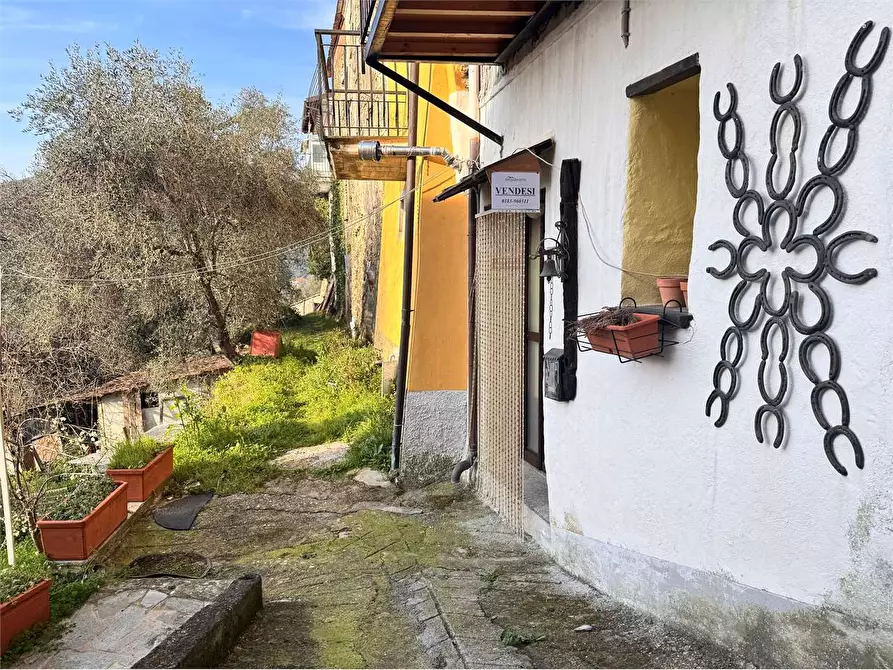 Immagine 4 di Appartamento in vendita  in Borgata castello a Chiusanico