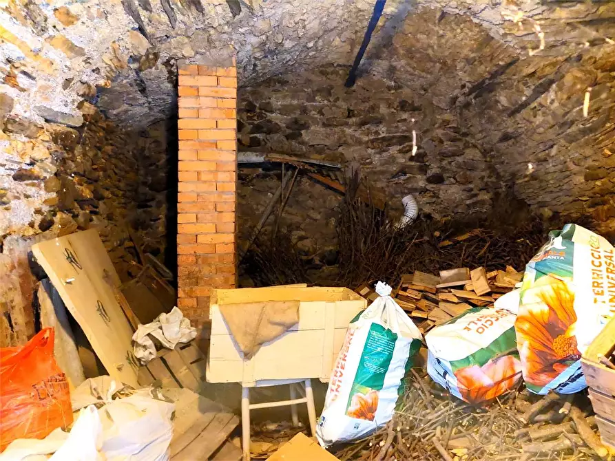 Immagine 39 di Casa indipendente in vendita  in Via Costa 22 a Pornassio