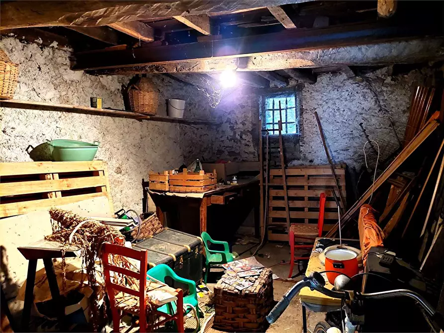 Immagine 40 di Casa indipendente in vendita  in Via Costa 22 a Pornassio