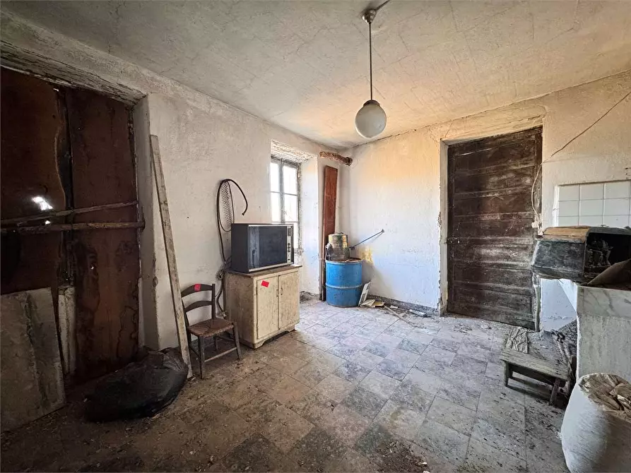 Immagine 19 di Rustico / casale in vendita  in Frazione Lenzari  4 a Vessalico