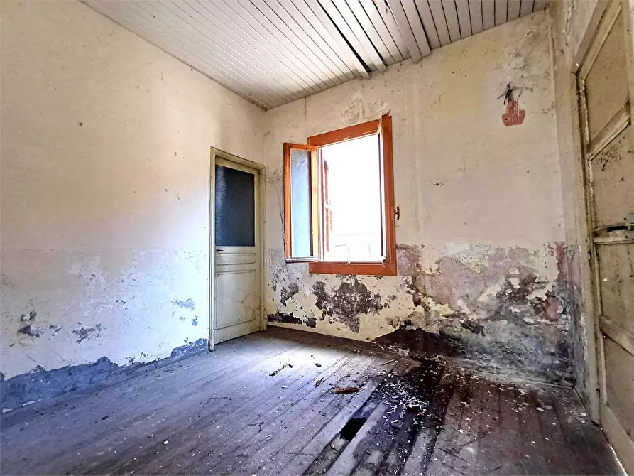 Immagine 38 di Appartamento in vendita  a Ormea