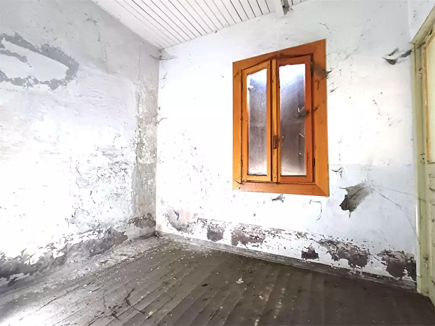 Immagine 73 di Appartamento in vendita  a Ormea