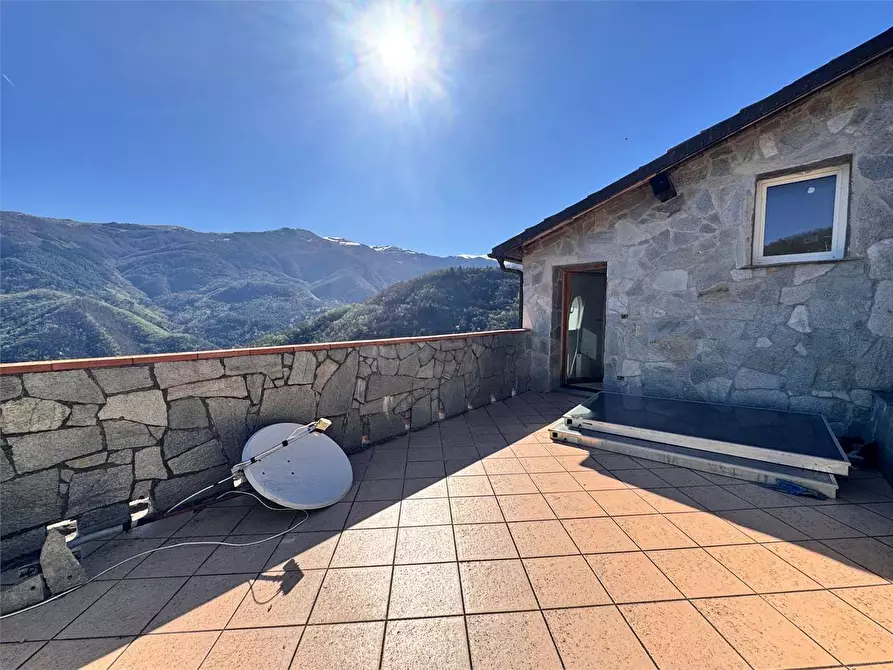 Immagine 19 di Porzione di casa in vendita  in Via Alla Chiesa snc a Pornassio