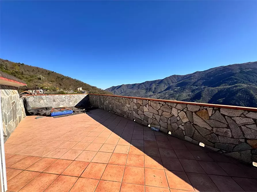 Immagine 1 di Porzione di casa in vendita  in Via Alla Chiesa snc a Pornassio