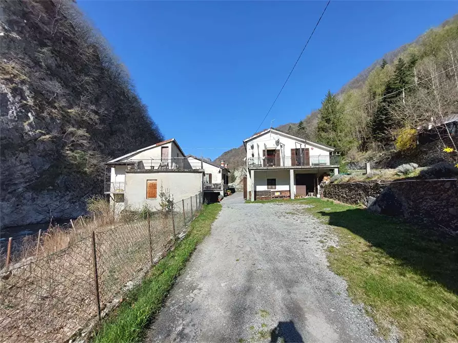Immagine 3 di Rustico / casale in vendita  in Frazione Ponte di Nava Località Figalli a Ormea