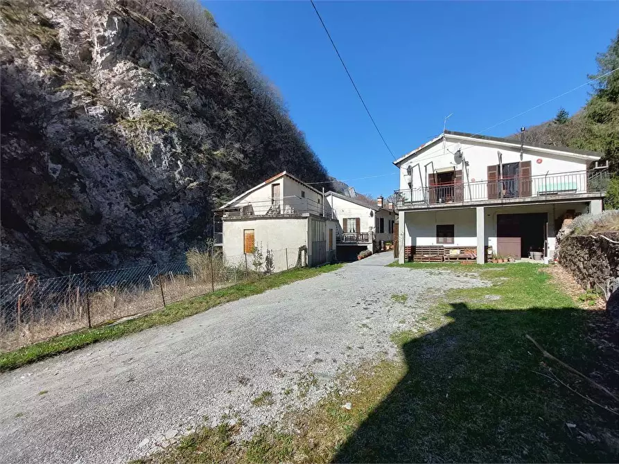 Immagine 4 di Rustico / casale in vendita  in Frazione Ponte di Nava Località Figalli a Ormea