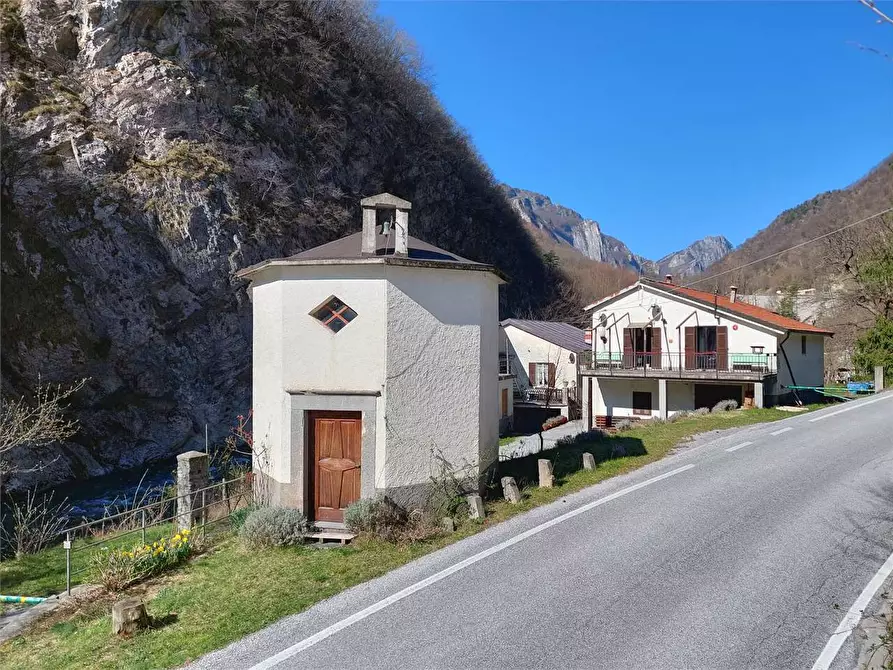 Immagine 101 di Rustico / casale in vendita  in Frazione Ponte di Nava Località Figalli a Ormea