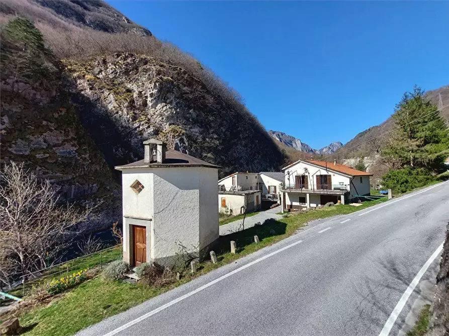 Immagine 119 di Rustico / casale in vendita  in Frazione Ponte di Nava Località Figalli a Ormea