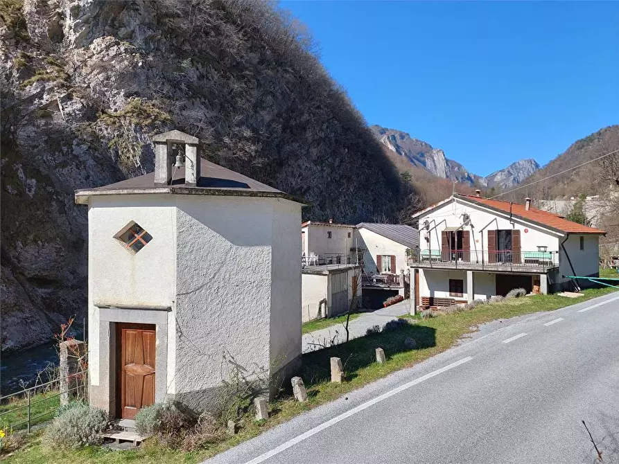 Immagine 117 di Rustico / casale in vendita  in Frazione Ponte di Nava Località Figalli a Ormea