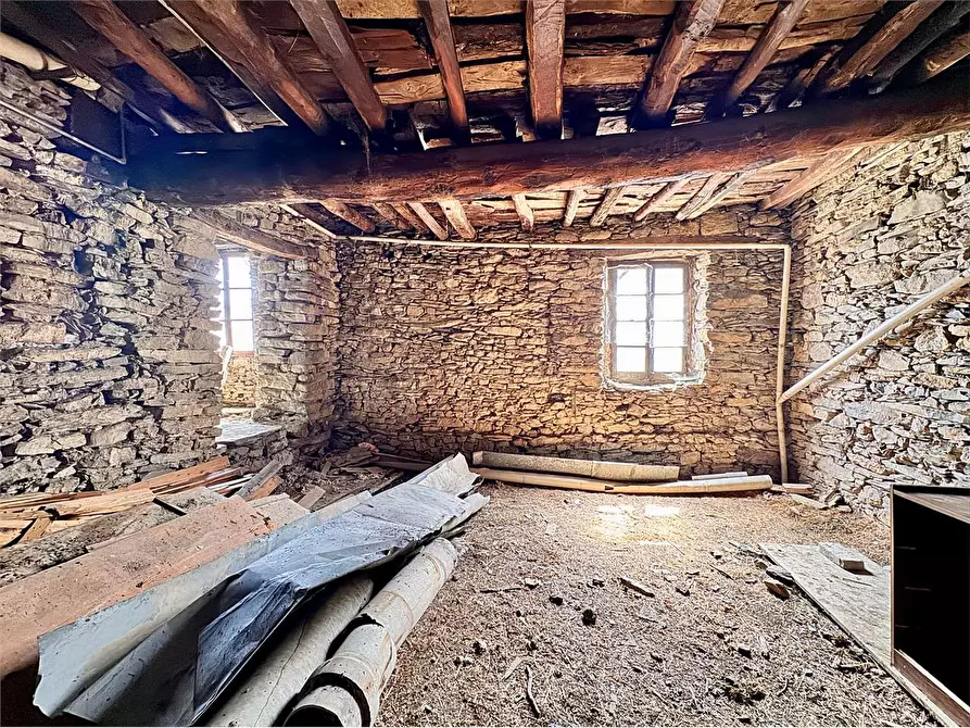 Immagine 34 di Casa indipendente in vendita  in Salita ai prati 2 a Pieve Di Teco