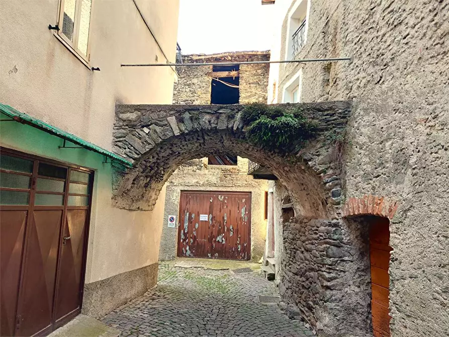 Immagine 1 di Rustico / casale in vendita  in Via delle Alpi a Ormea