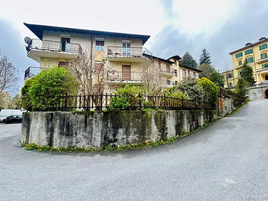 Immagine 36 di Appartamento in vendita  a Ormea