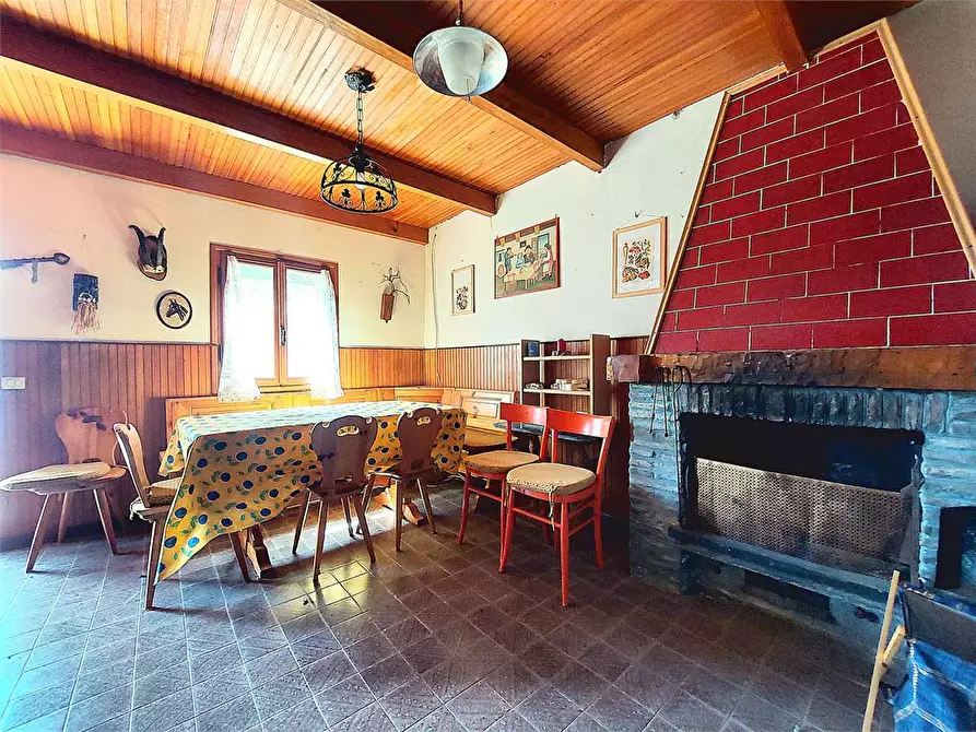 Immagine 1 di Casa indipendente in vendita  in Località Cian Prai a Mendatica