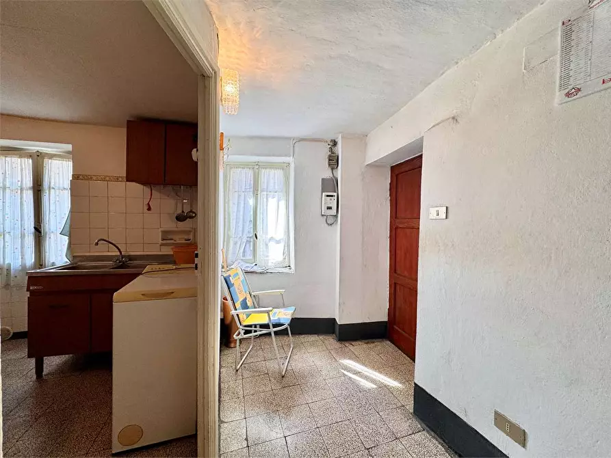 Immagine 17 di Casa indipendente in vendita  in Via VI Novembre 1 a Montegrosso Pian Latte