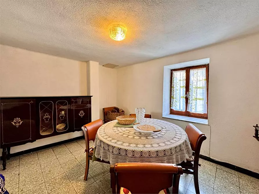 Immagine 7 di Casa indipendente in vendita  in Via VI Novembre 1 a Montegrosso Pian Latte