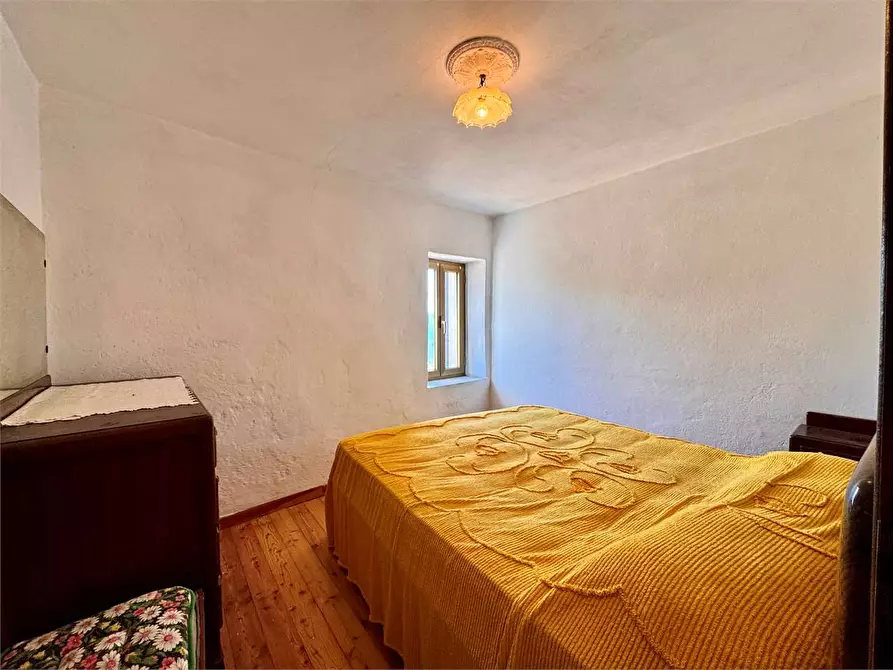 Immagine 20 di Casa indipendente in vendita  in Via VI Novembre 1 a Montegrosso Pian Latte