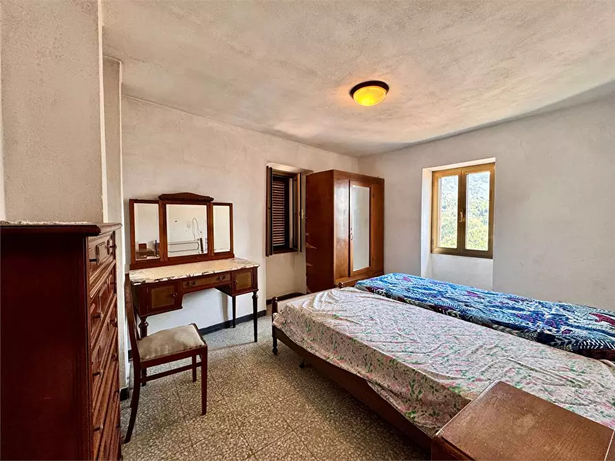 Immagine 26 di Casa indipendente in vendita  in Via VI Novembre 1 a Montegrosso Pian Latte