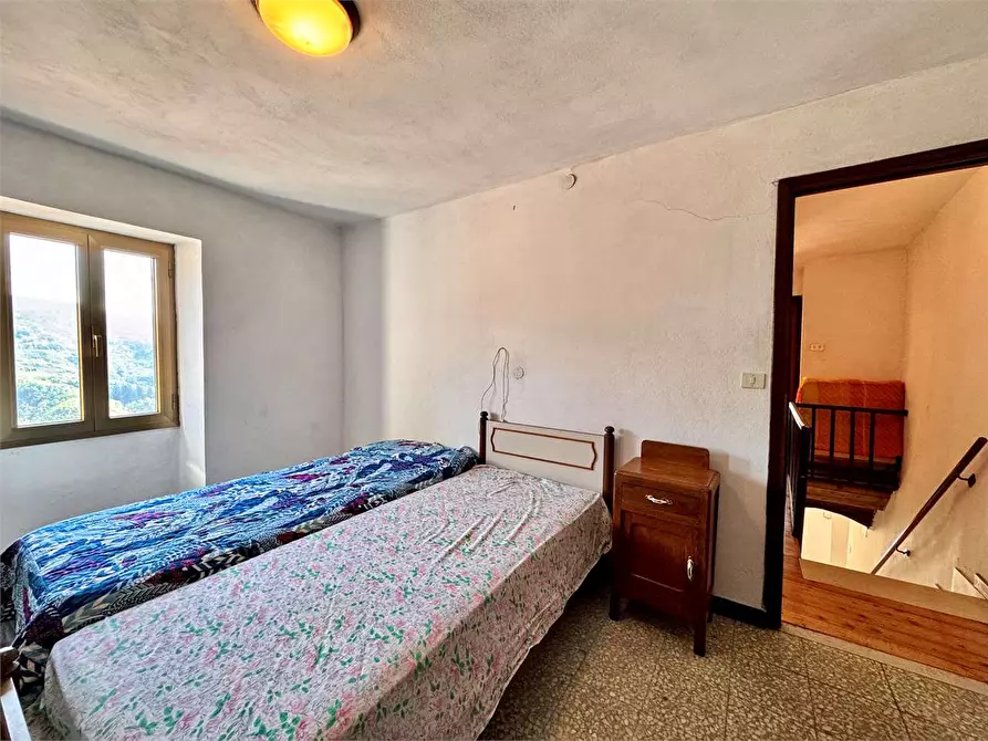 Immagine 28 di Casa indipendente in vendita  in Via VI Novembre 1 a Montegrosso Pian Latte