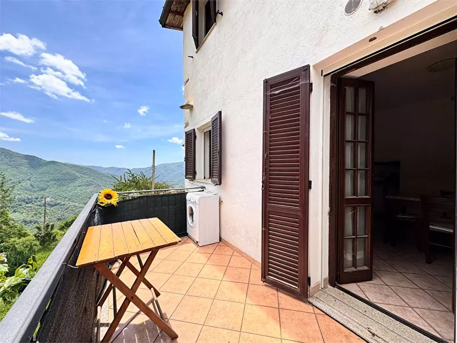 Immagine 2 di Casa indipendente in vendita  in Piazza Dell'Assunta a Pieve Di Teco