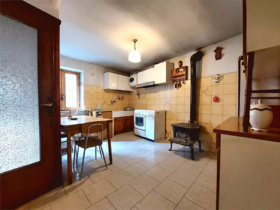 Immagine 7 di Casa indipendente in vendita  in Via Roma 47 a Ormea