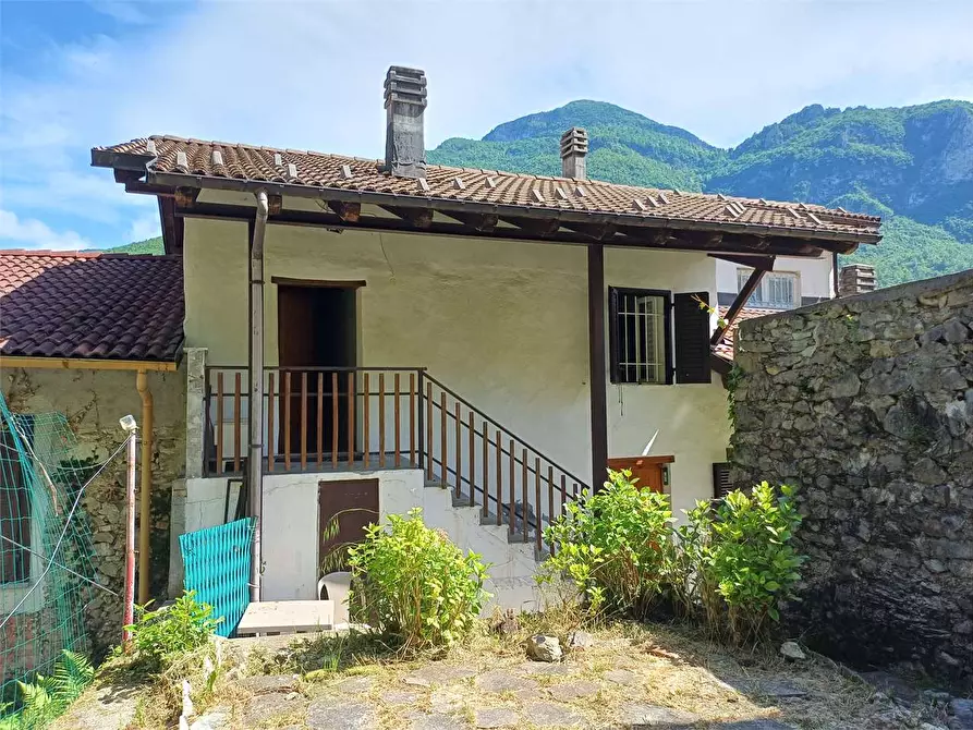 Immagine 47 di Casa indipendente in vendita  in Via fratelli Borgna 5 a Garessio