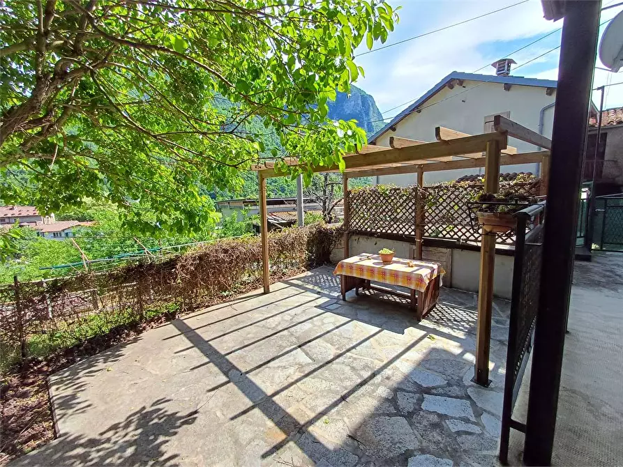 Immagine 4 di Casa indipendente in vendita  in Via fratelli Borgna 5 a Garessio