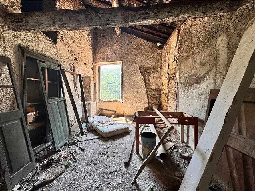 Immagine 5 di Rustico / casale in vendita  in Via Cavour  a Rezzo