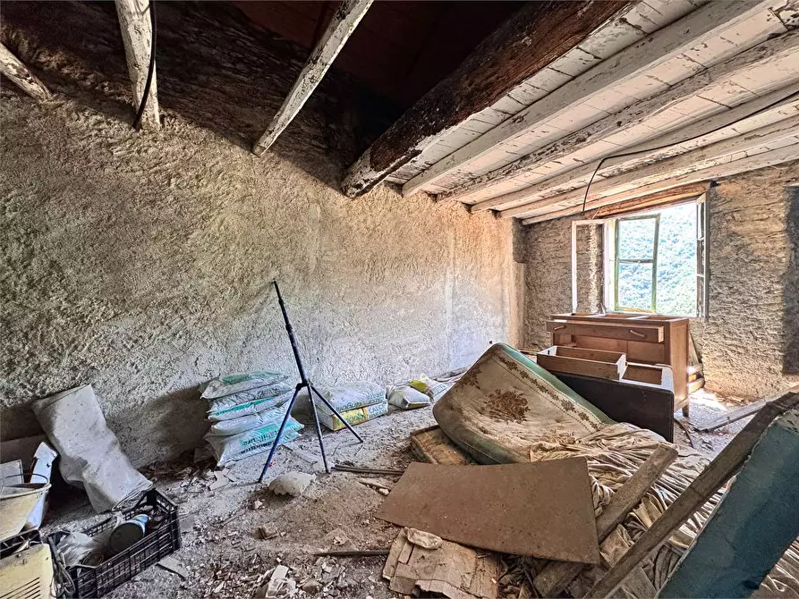 Immagine 9 di Rustico / casale in vendita  in Via Cavour  a Rezzo