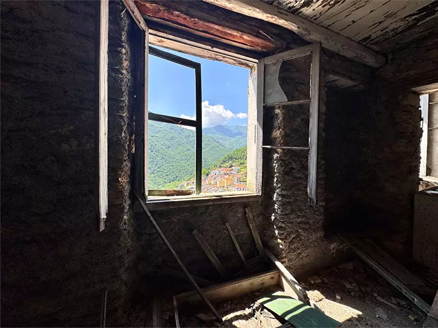 Immagine 10 di Rustico / casale in vendita  in Via Cavour  a Rezzo