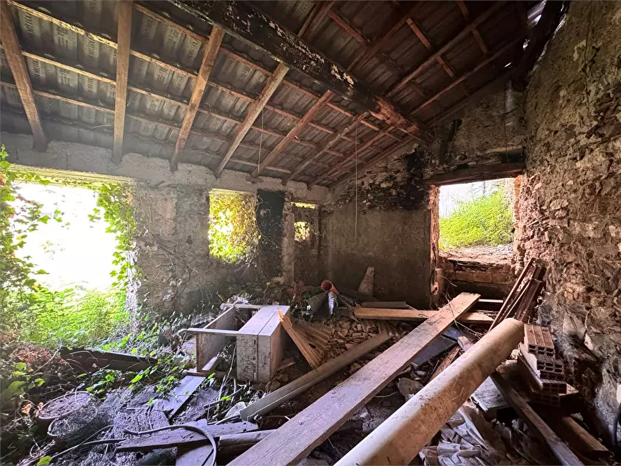 Immagine 13 di Rustico / casale in vendita  in Via Cavour  a Rezzo