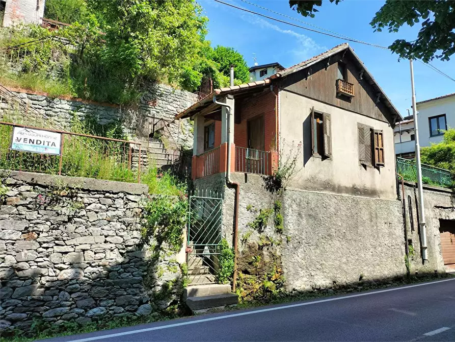 Immagine 1 di Appartamento in vendita  a Ormea