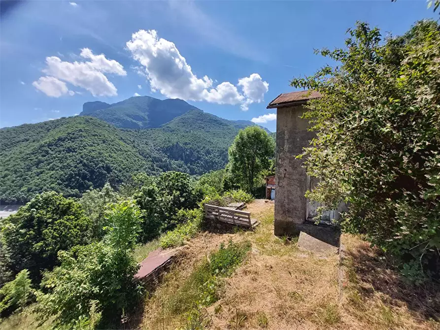 Immagine 21 di Rustico / casale in vendita  in Via Castello s.n.c. a Ormea