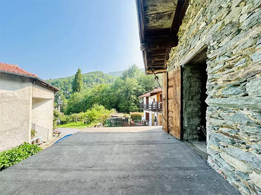 Immagine 8 di Rustico / casale in vendita  in Località Fossato a Ormea
