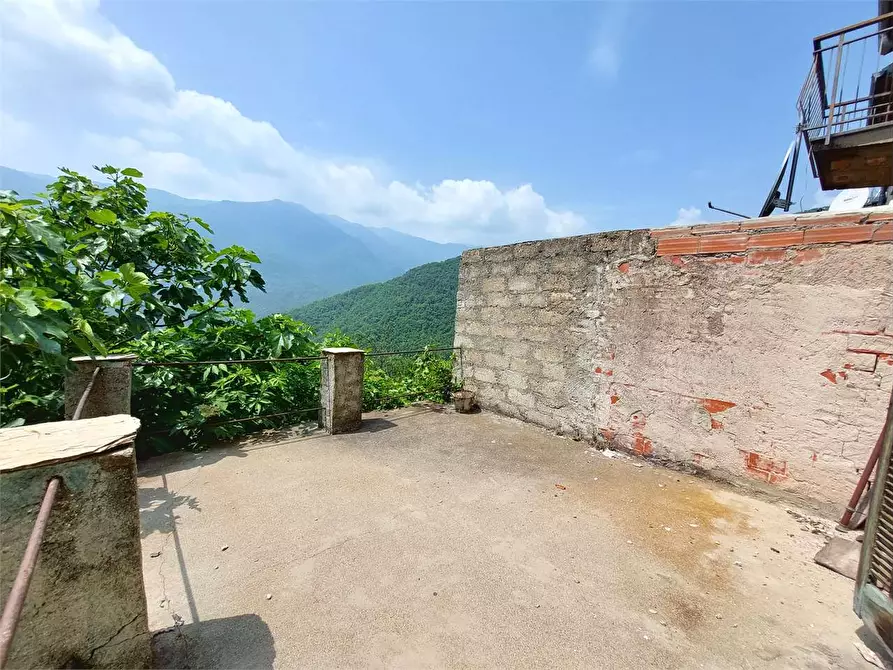 Immagine 5 di Appartamento in vendita  in Via Costa 11 a Pornassio