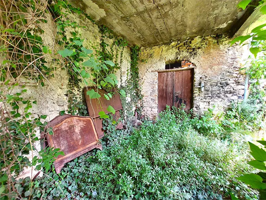 Immagine 27 di Appartamento in vendita  in Via Costa 11 a Pornassio