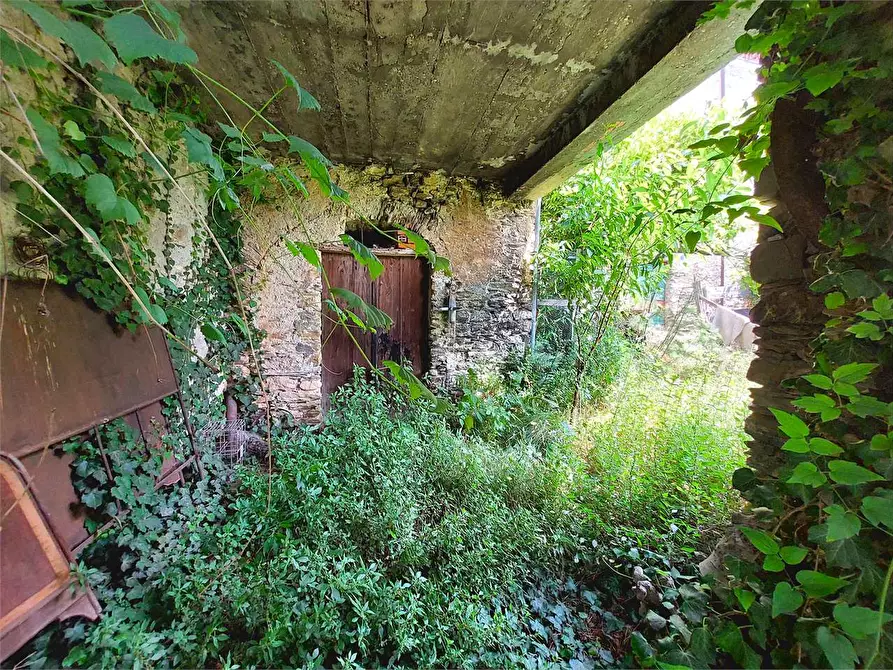 Immagine 26 di Appartamento in vendita  in Via Costa 11 a Pornassio