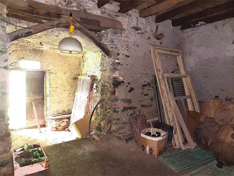 Immagine 30 di Appartamento in vendita  in Via Costa 11 a Pornassio